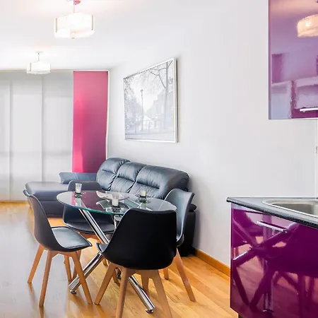 Appartement Nice In With Kitchen Foz